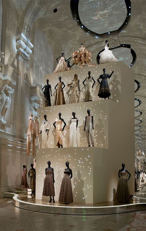 history of dior art